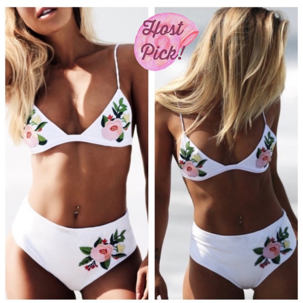 💫HP!💫 White Rose Embroidered Bikini